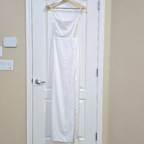 NWT Nookie Stella Cut Out Gown Size XS - Picture 4 of 12